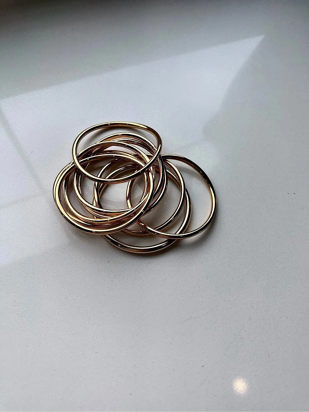 Zara Gold-Tone Bangle Bracelet Set Like New